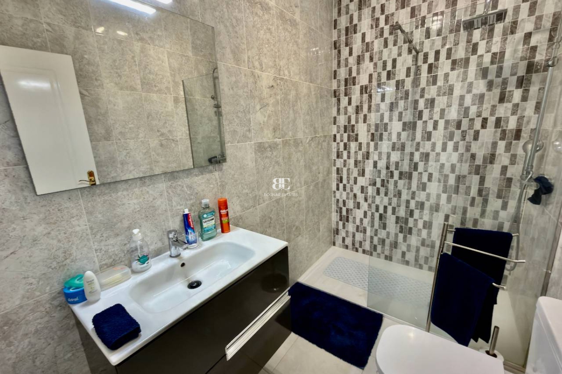 Resale - Villa -
Ciudad Quesada