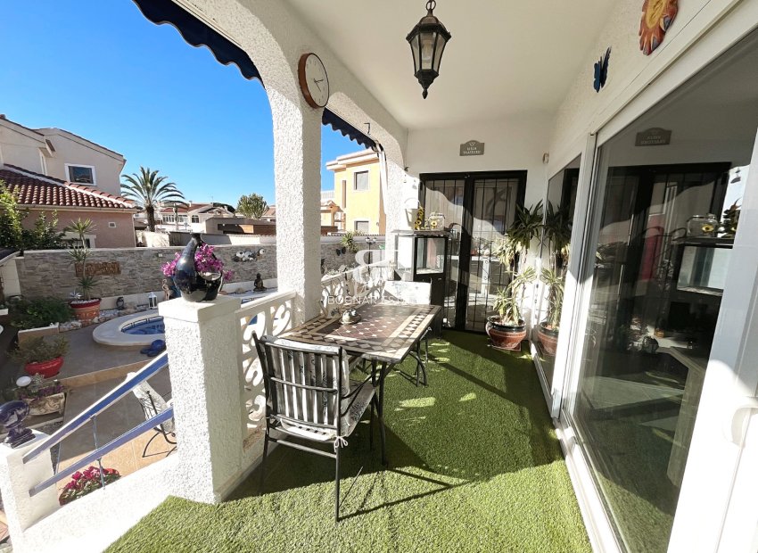 Resale - Villa -
Ciudad Quesada