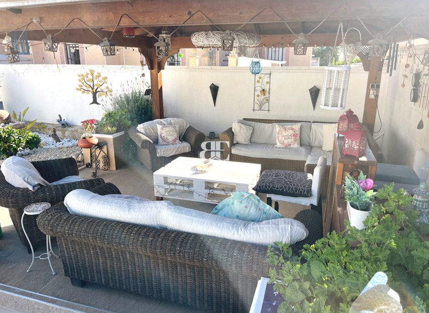 Resale - Villa -
Ciudad Quesada