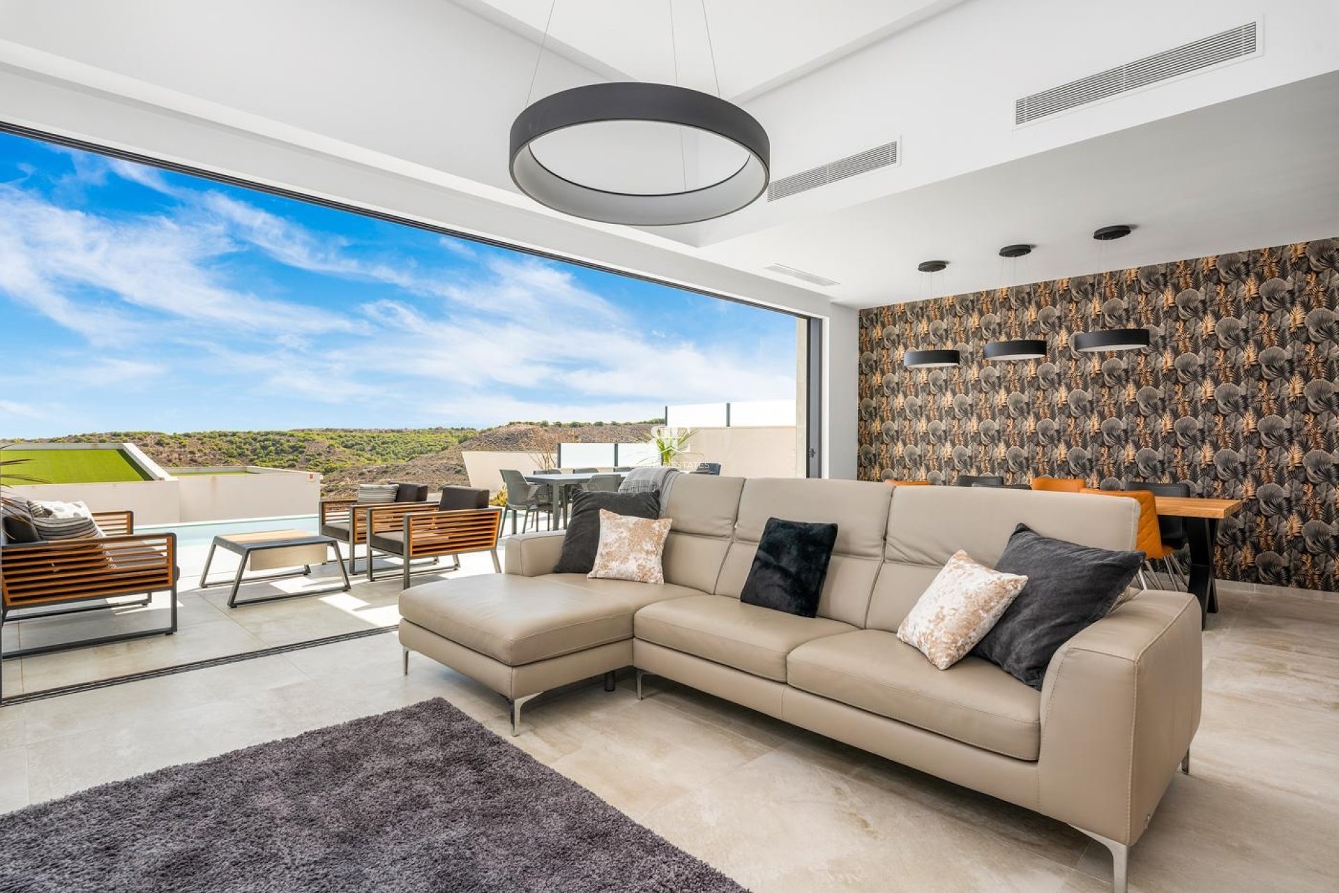 Resale - Villa -
Ciudad Quesada