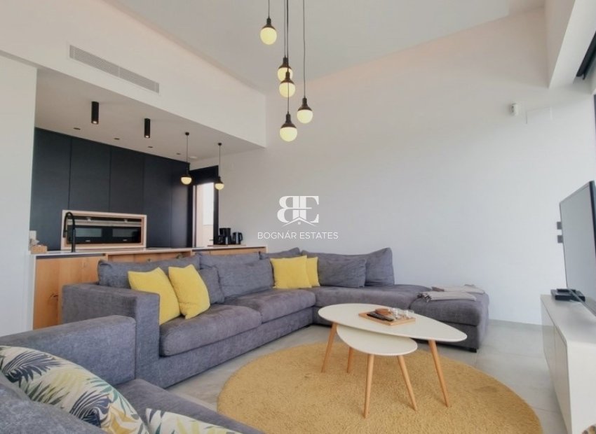 Resale - Villa -
Ciudad Quesada