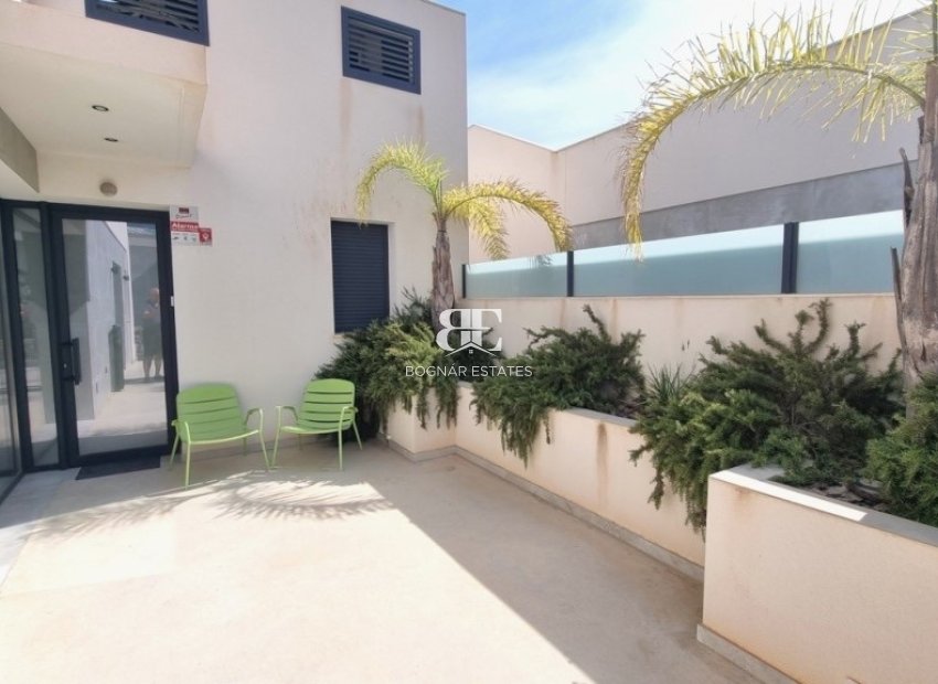 Resale - Villa -
Ciudad Quesada