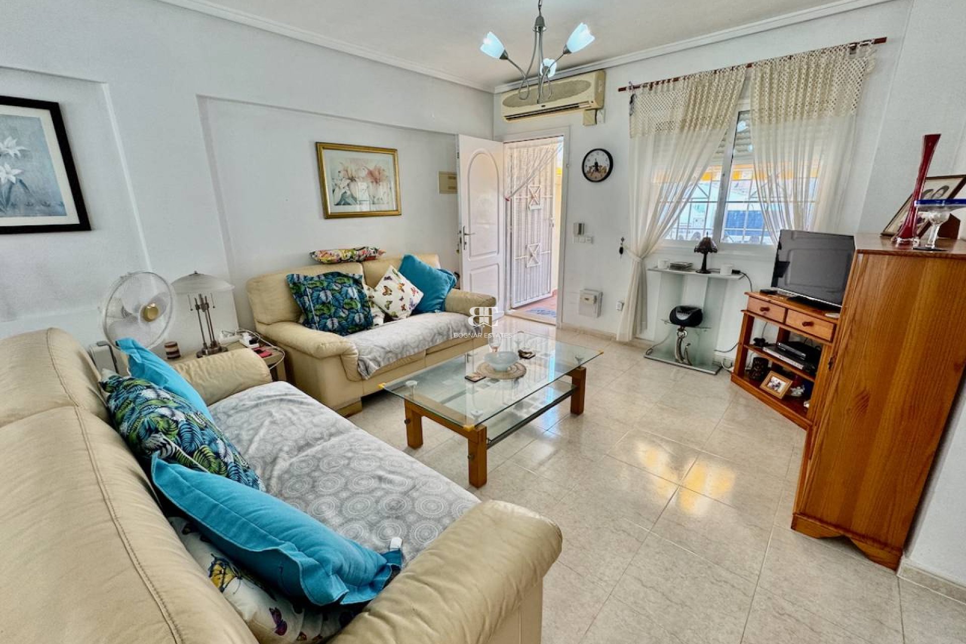 Resale - Villa -
Ciudad Quesada