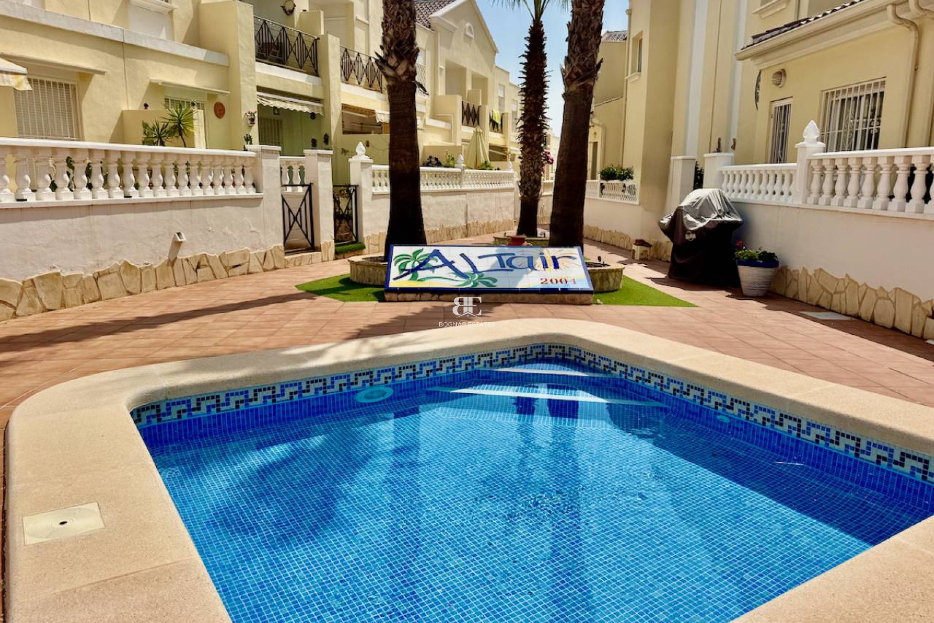 Resale - Villa -
Ciudad Quesada