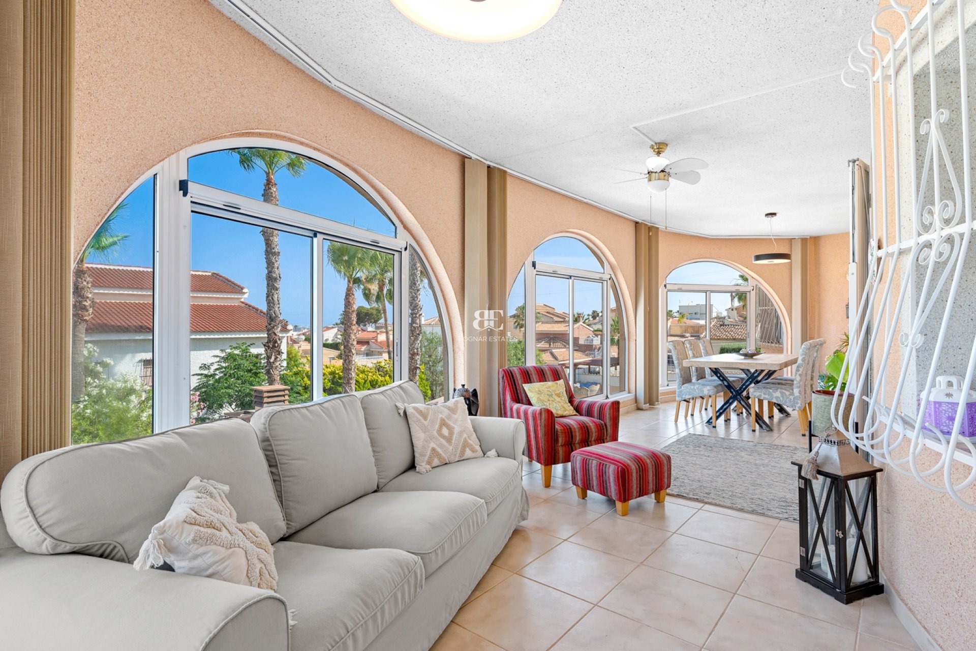 Resale - Villa -
Ciudad Quesada