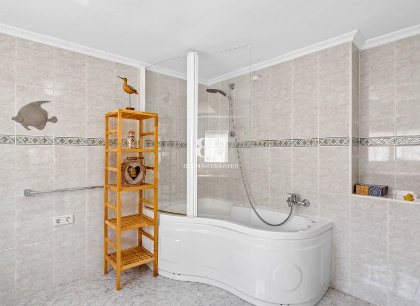 Resale - Villa -
Ciudad Quesada