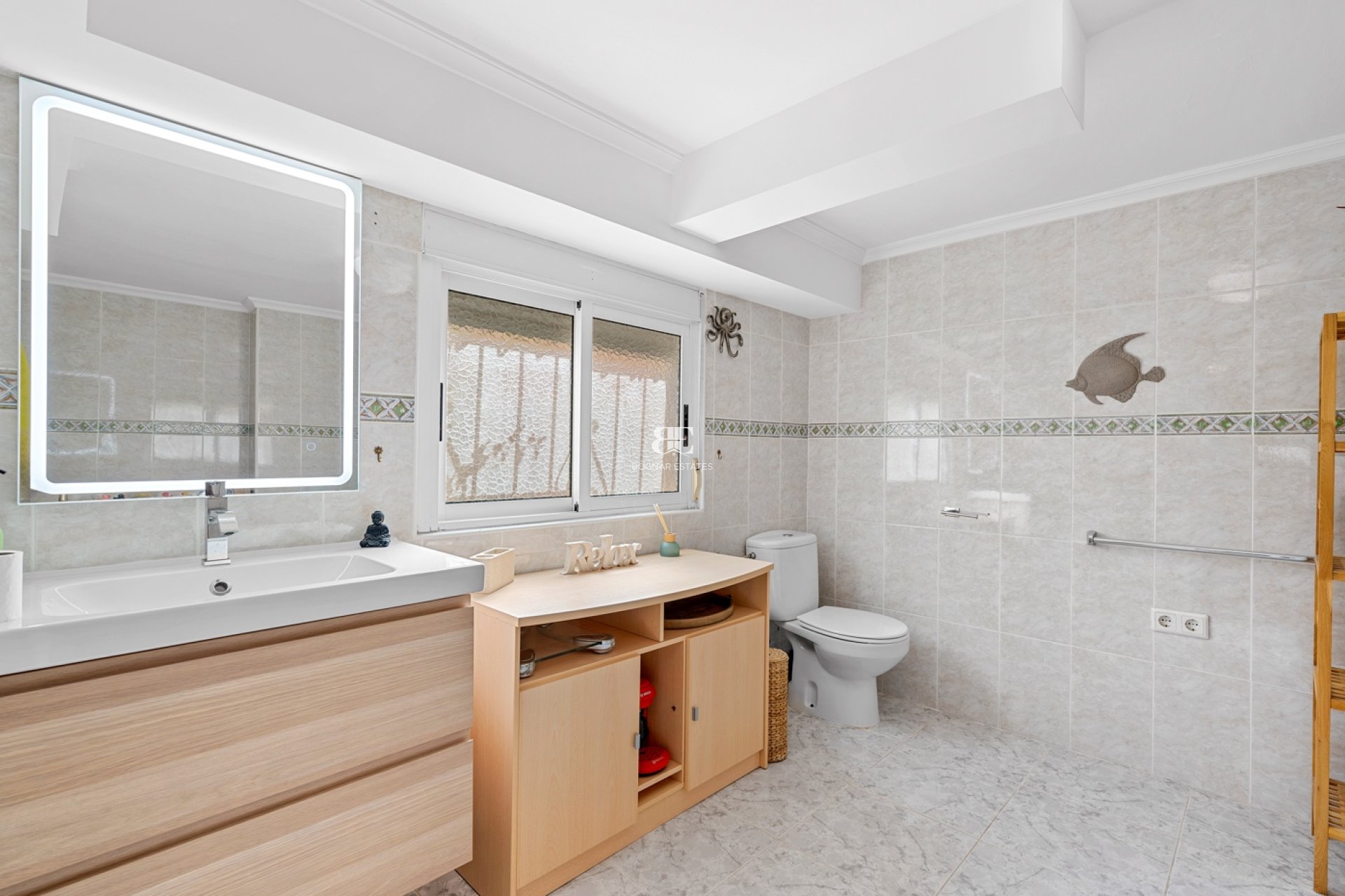 Resale - Villa -
Ciudad Quesada