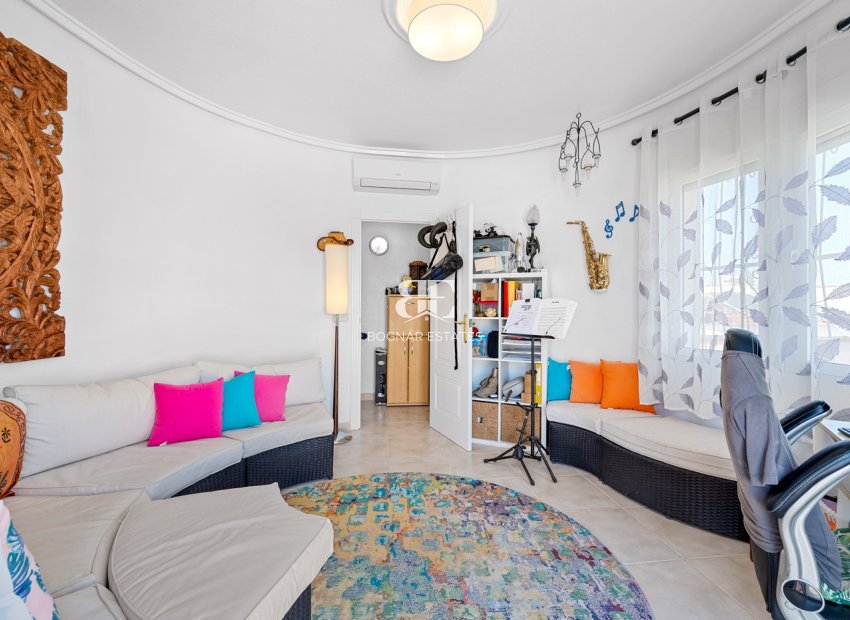 Resale - Villa -
Ciudad Quesada