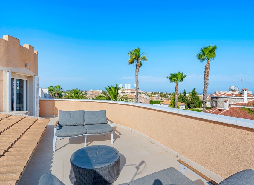 Resale - Villa -
Ciudad Quesada
