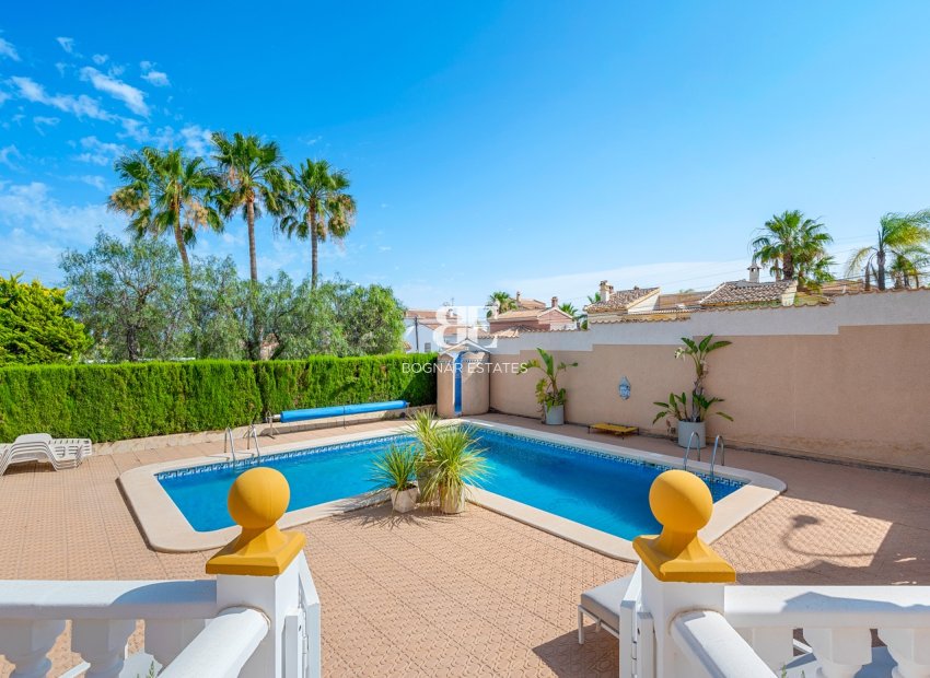 Resale - Villa -
Ciudad Quesada