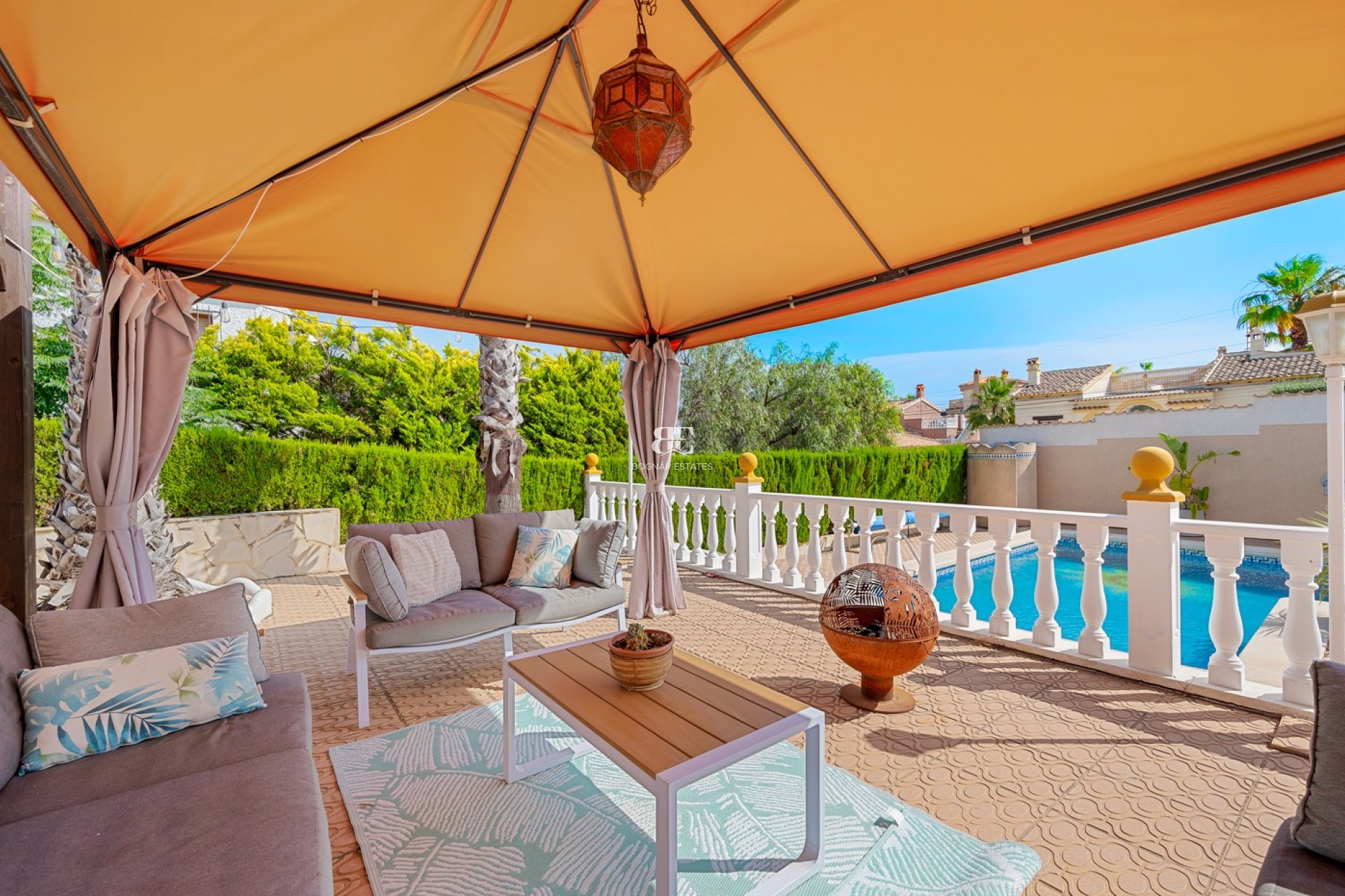Resale - Villa -
Ciudad Quesada