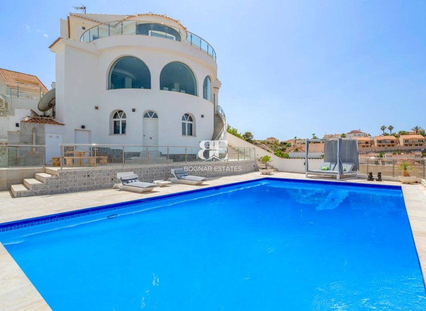 Resale - Villa -
Ciudad Quesada
