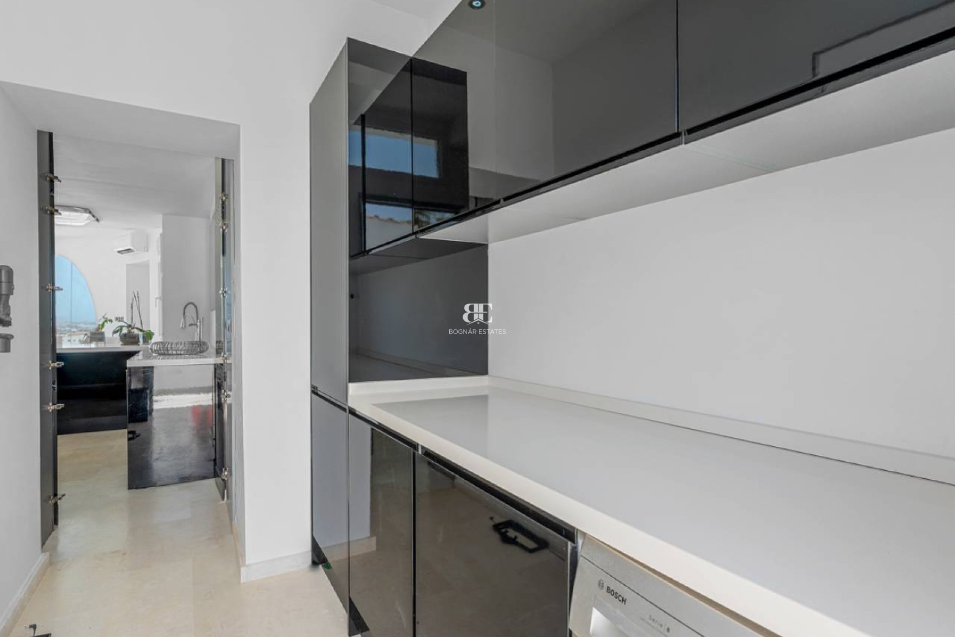 Resale - Villa -
Ciudad Quesada