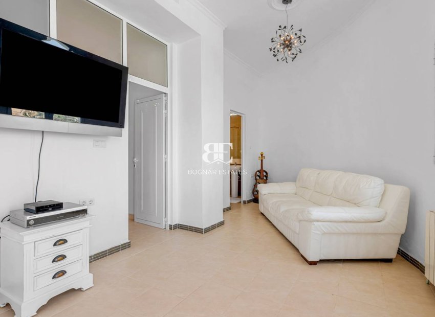 Resale - Villa -
Ciudad Quesada