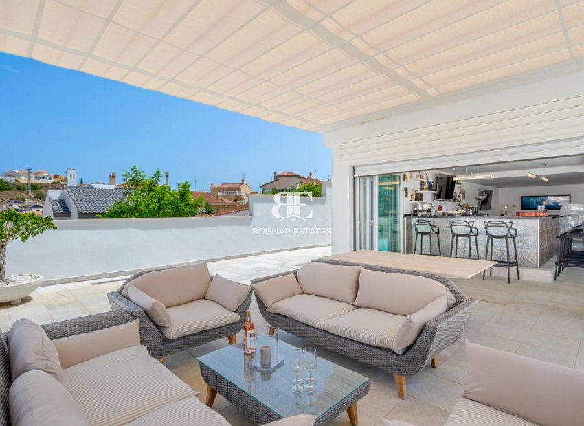 Resale - Villa -
Ciudad Quesada