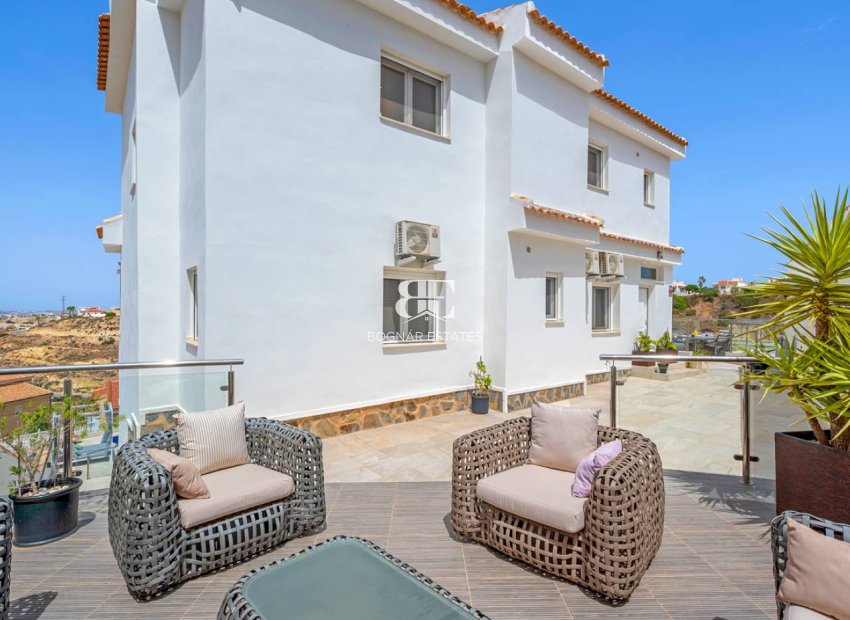 Resale - Villa -
Ciudad Quesada