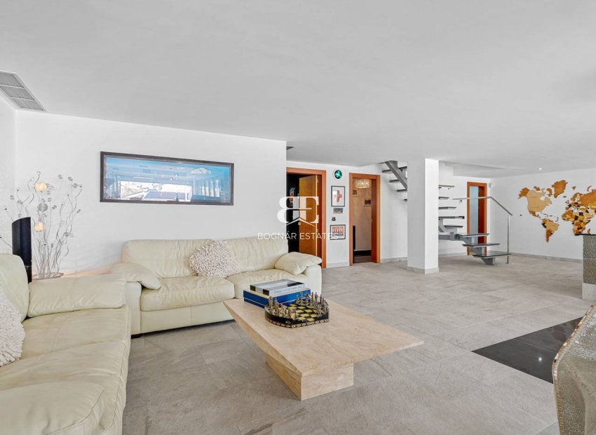 Resale - Villa -
Ciudad Quesada