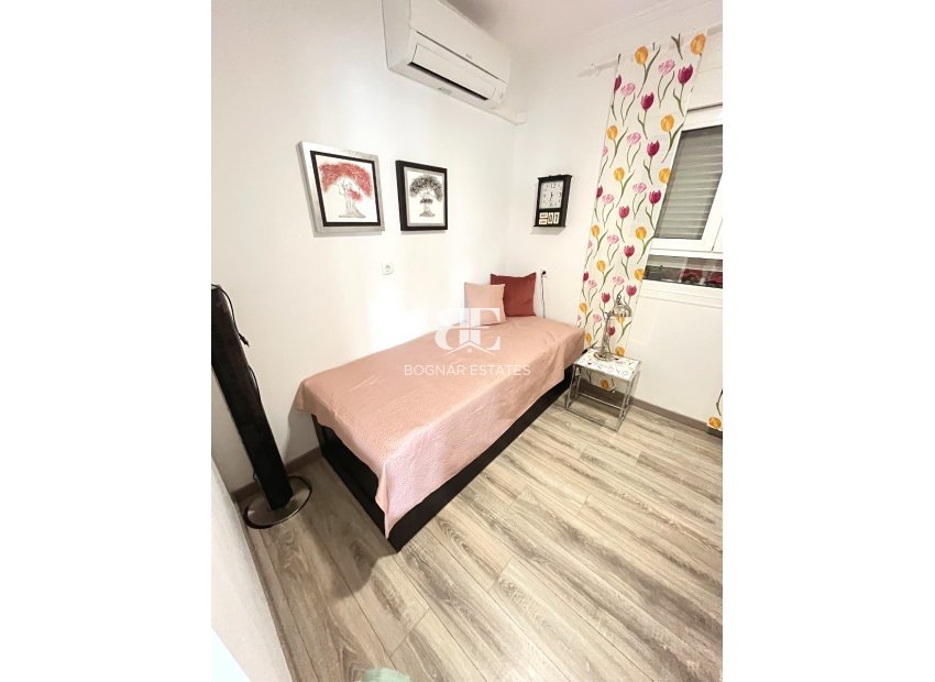 Resale - Villa -
Ciudad Quesada