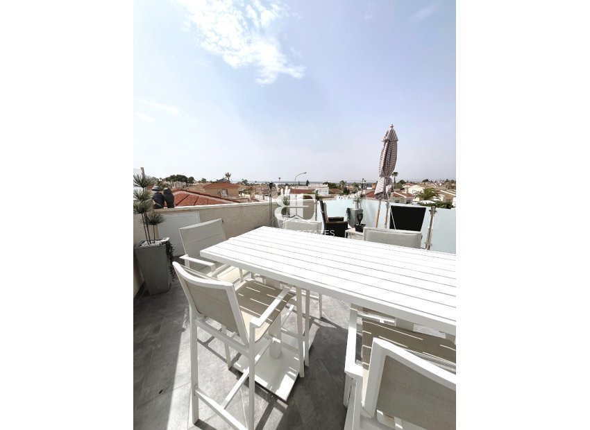 Resale - Villa -
Ciudad Quesada