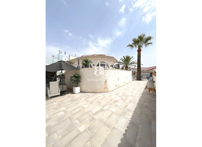 Resale - Villa -
Ciudad Quesada