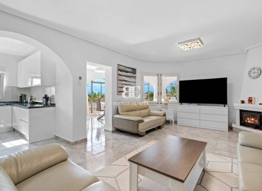 Resale - Villa -
Ciudad Quesada