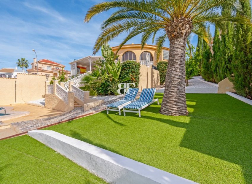 Resale - Villa -
Ciudad Quesada