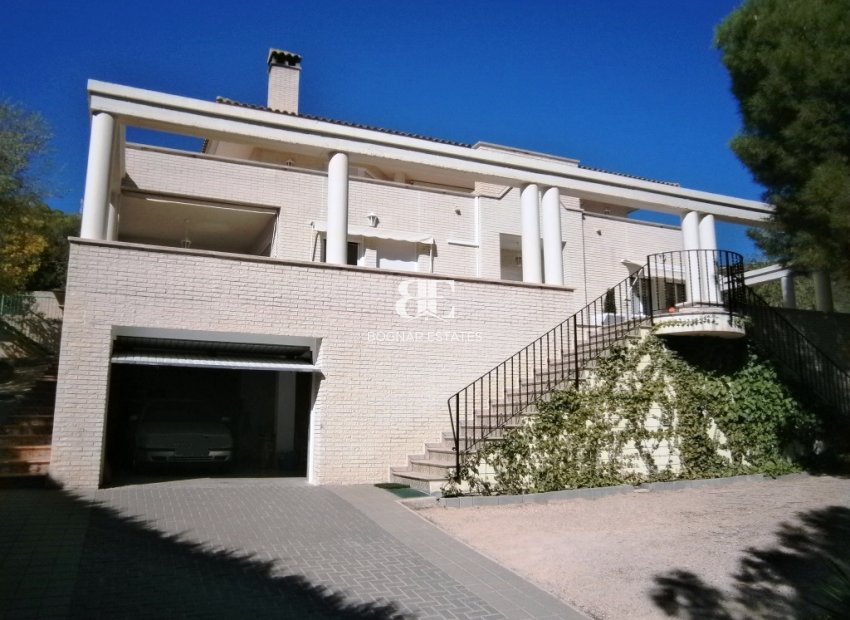Resale - Villa -
Cocentaina