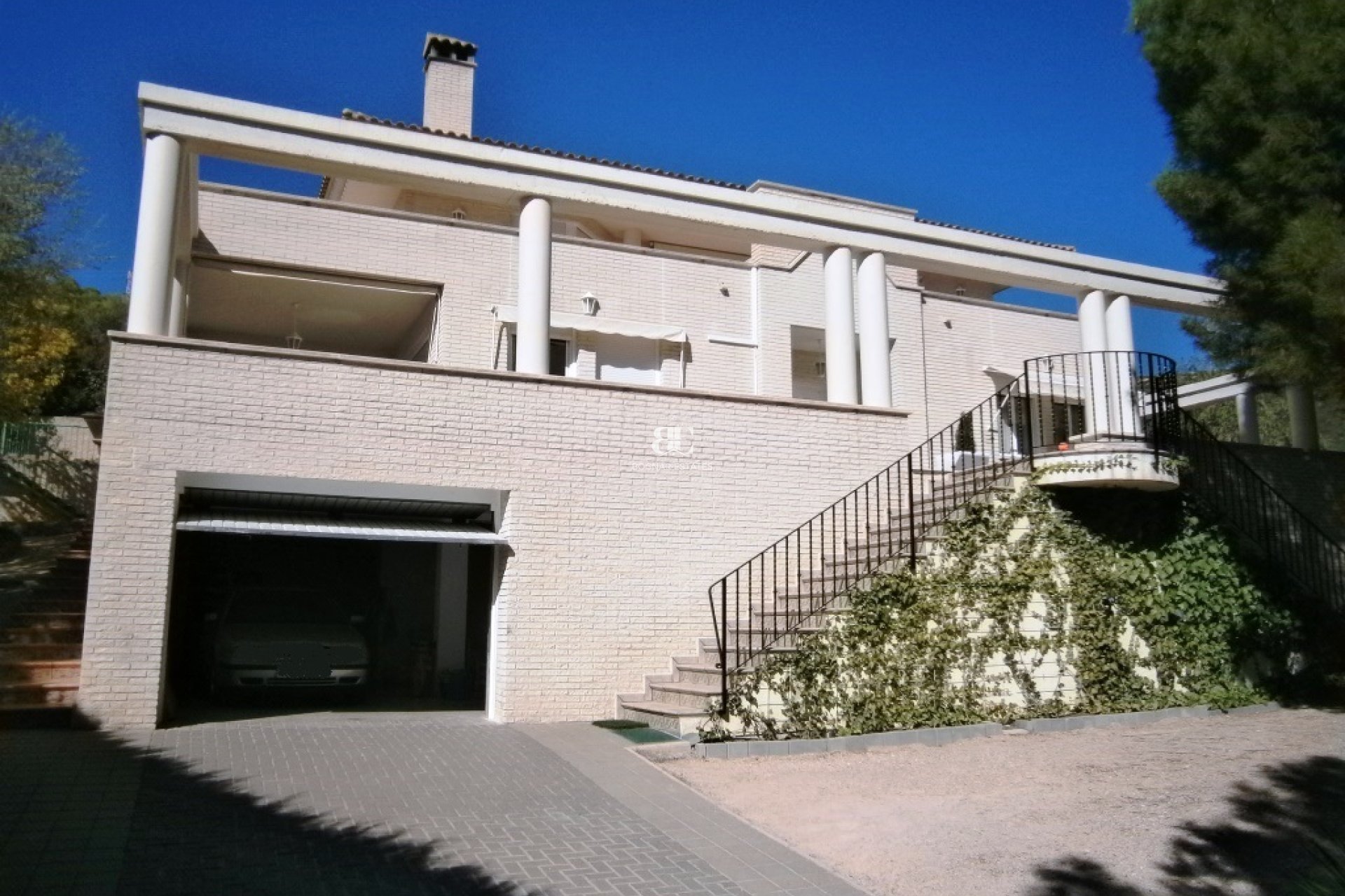 Resale - Villa -
Cocentaina