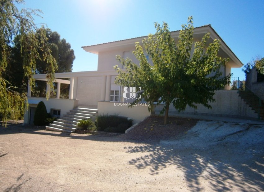 Resale - Villa -
Cocentaina