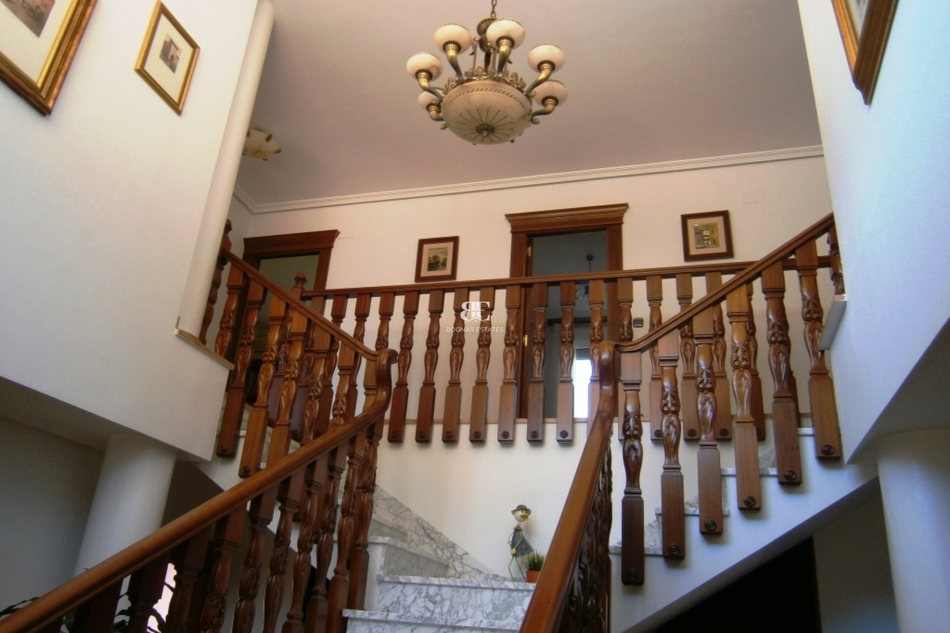 Resale - Villa -
Cocentaina