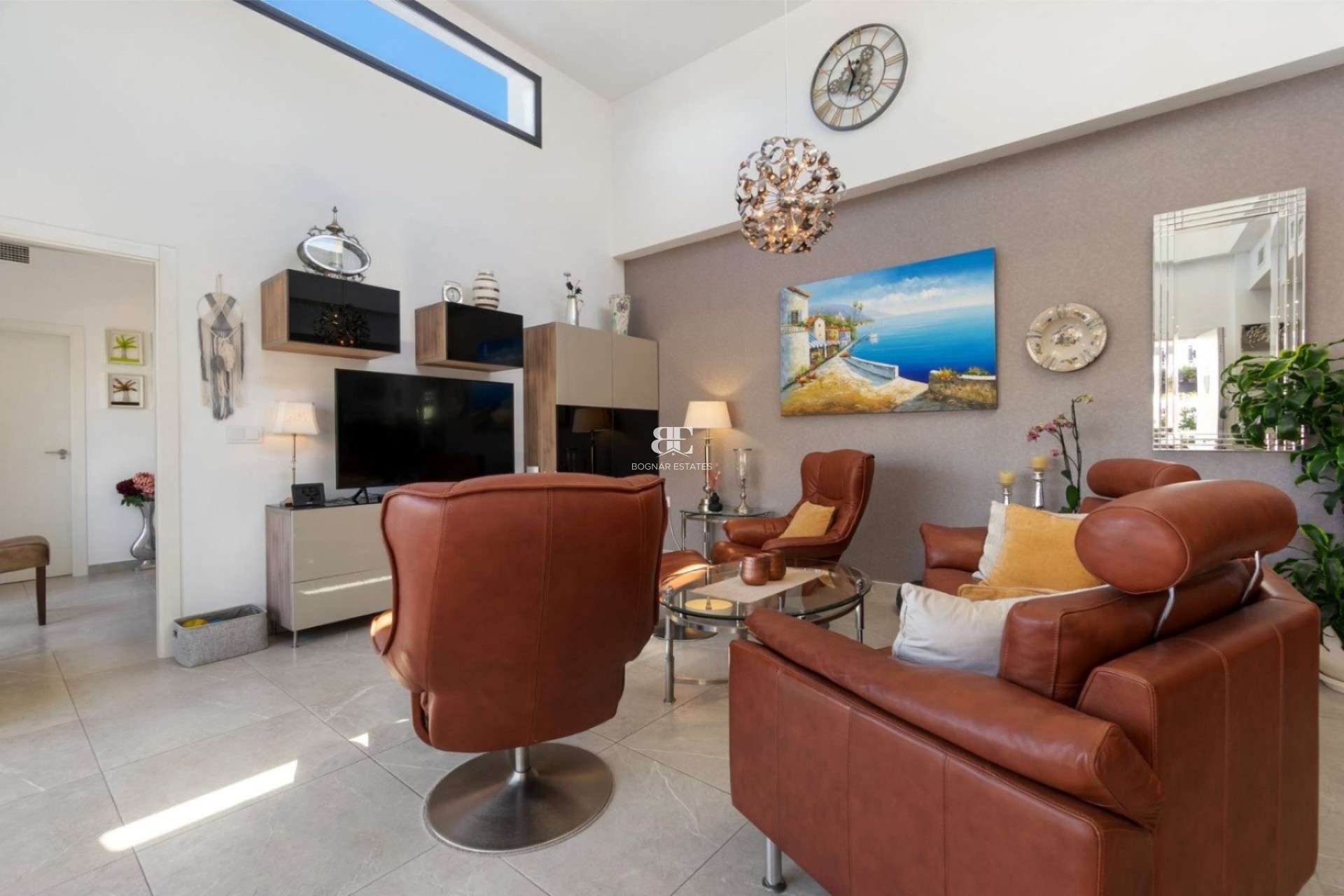 Resale - Villa -
Daya Nueva