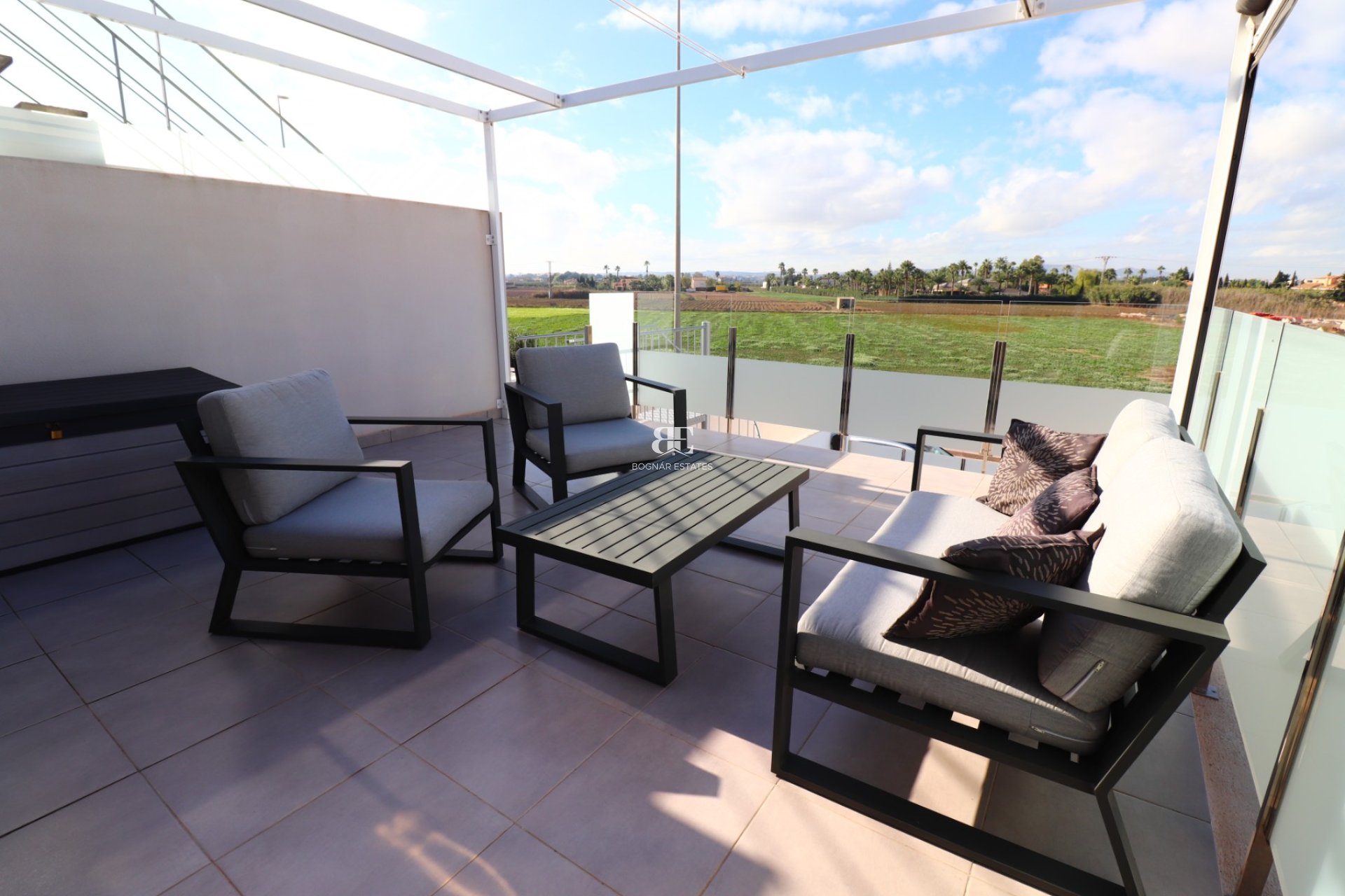 Resale - Villa -
Daya Vieja