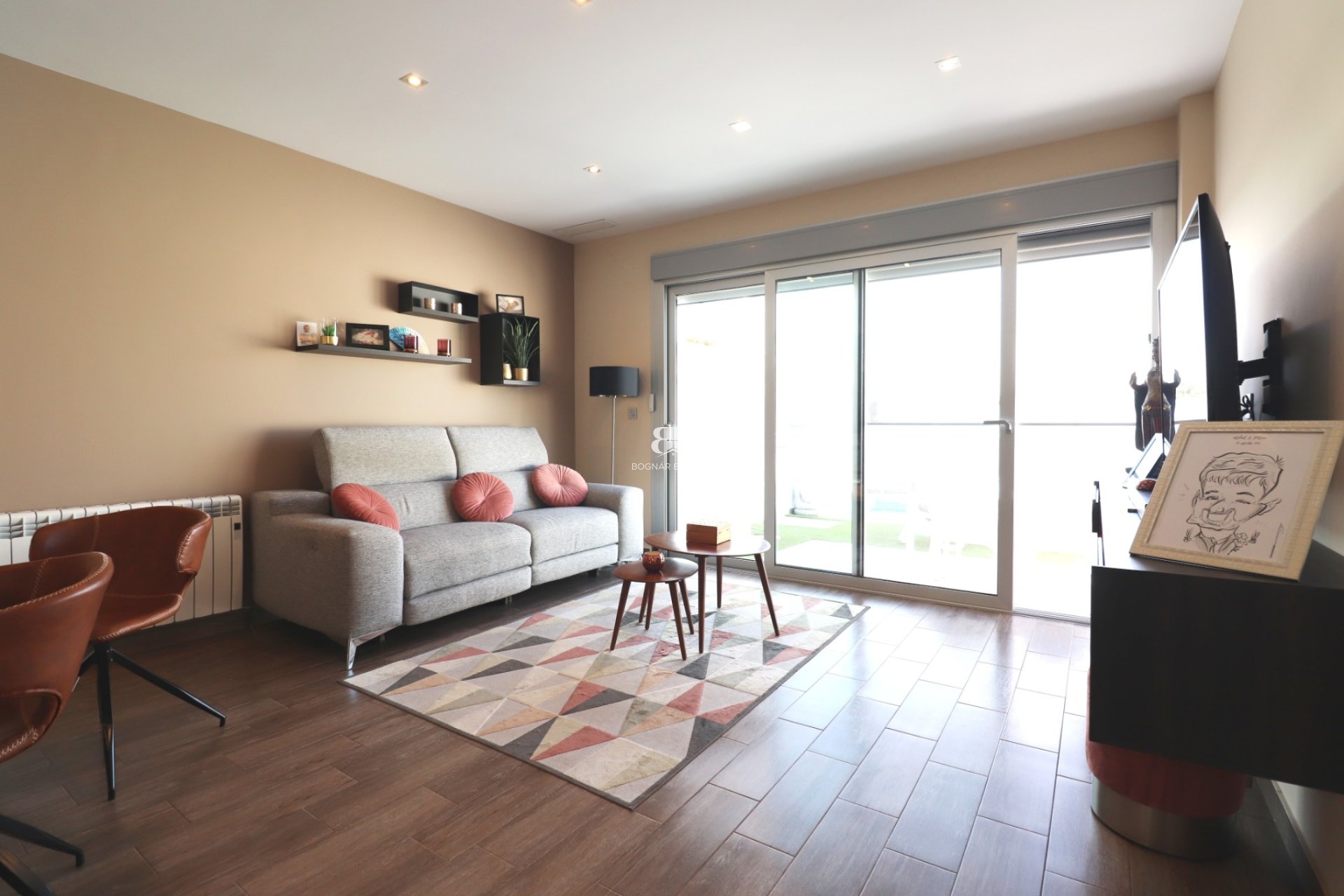 Resale - Villa -
Daya Vieja