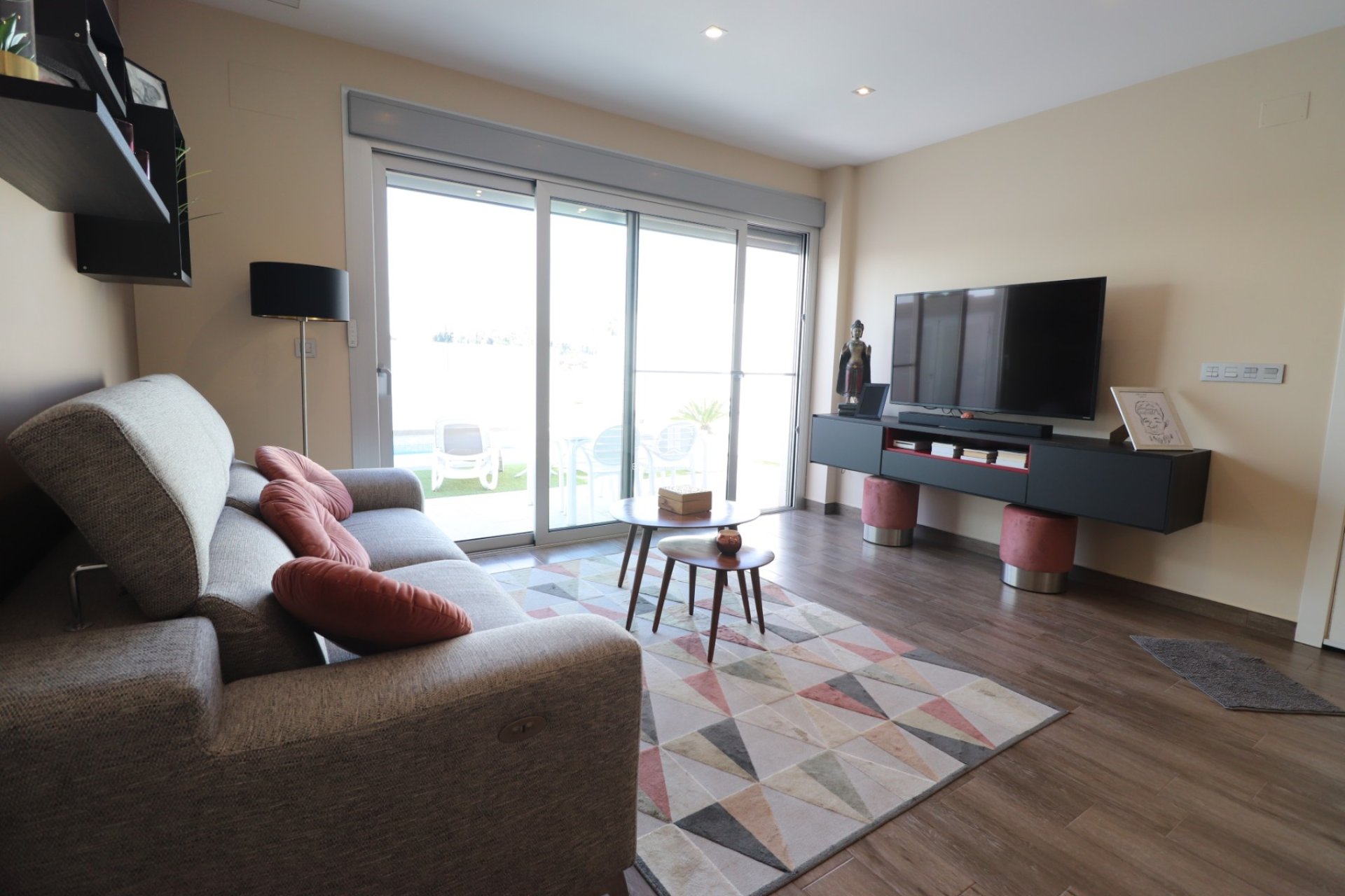 Resale - Villa -
Daya Vieja