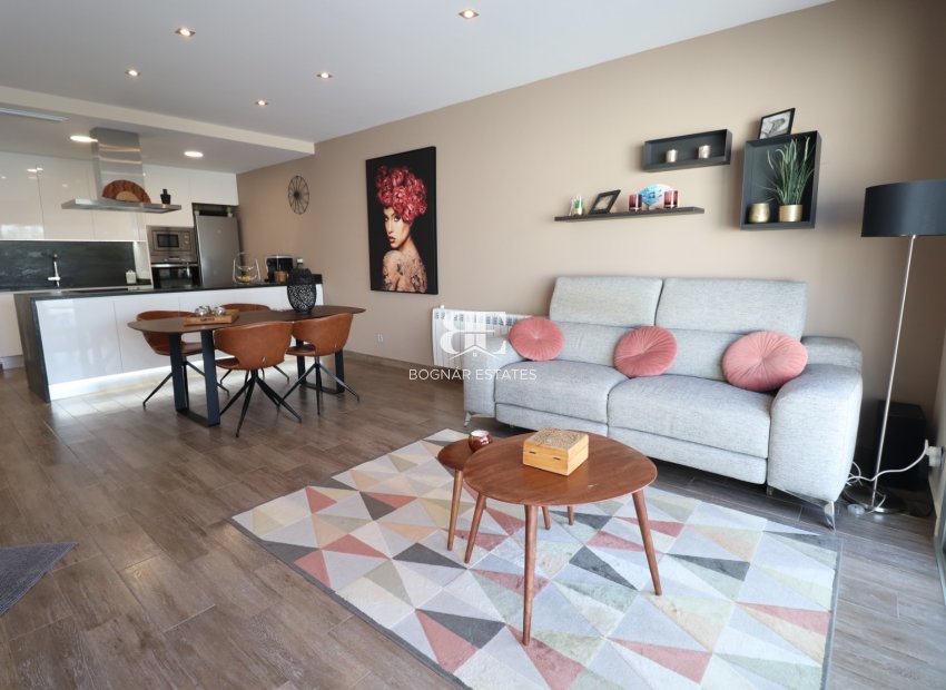 Resale - Villa -
Daya Vieja