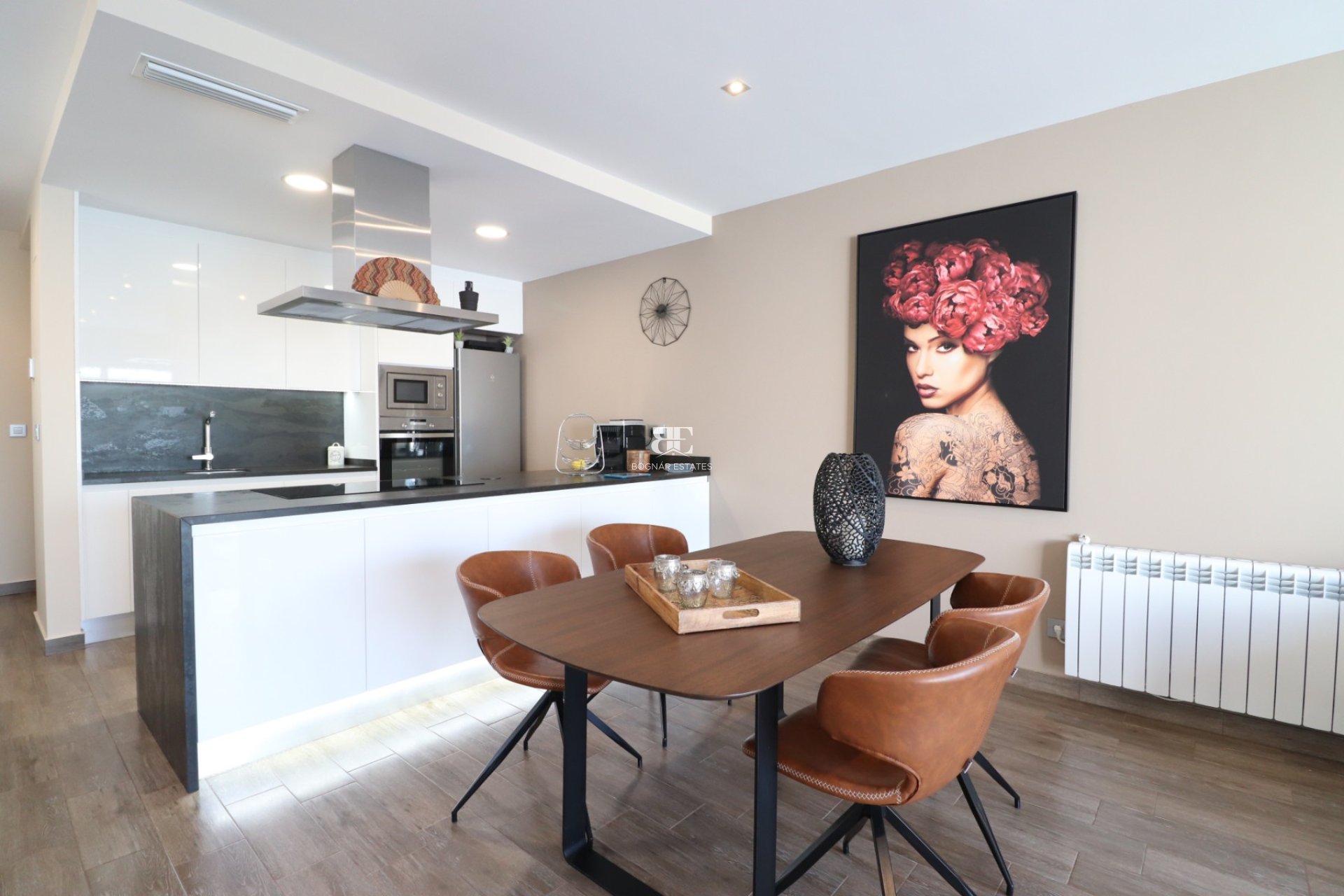 Resale - Villa -
Daya Vieja