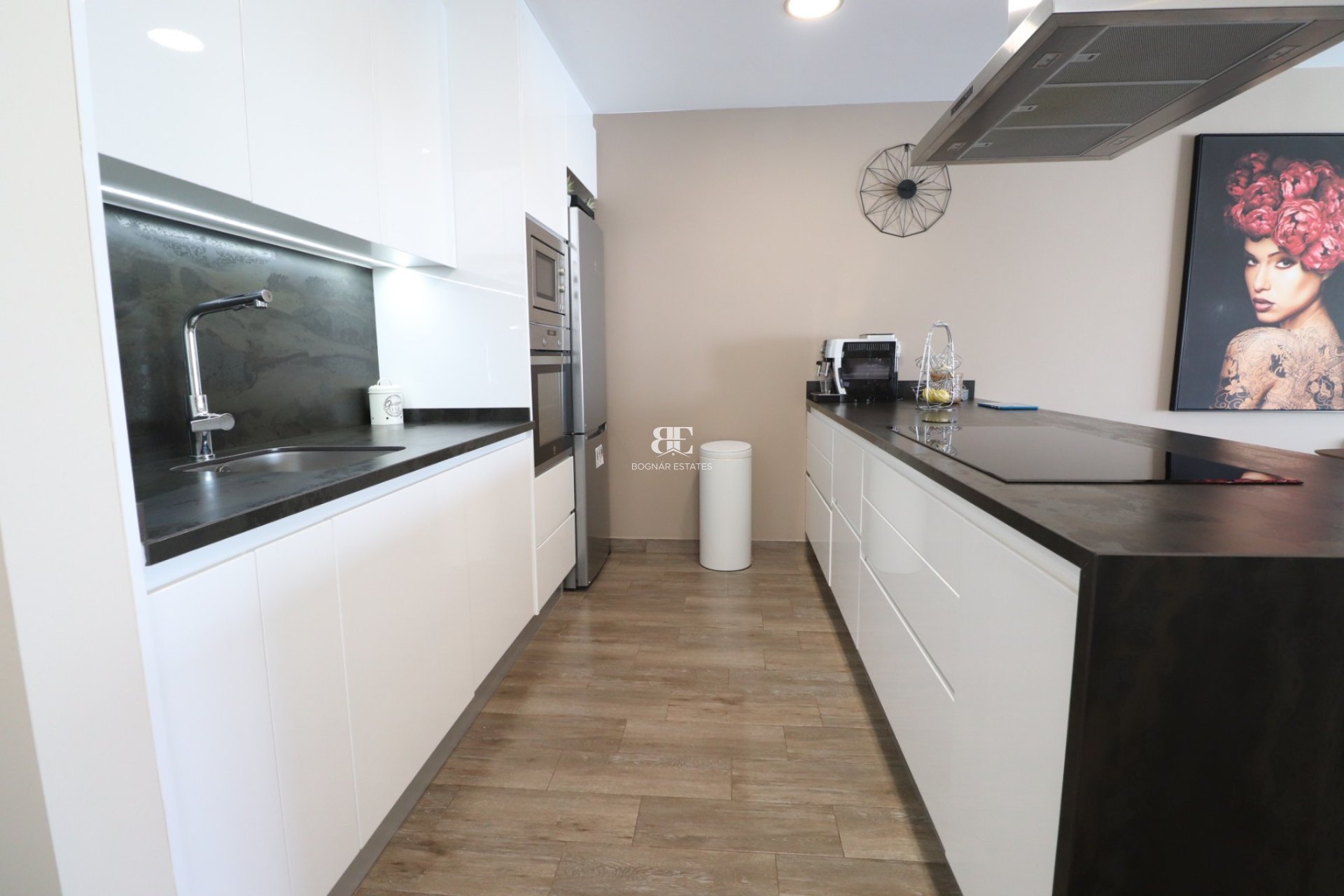 Resale - Villa -
Daya Vieja