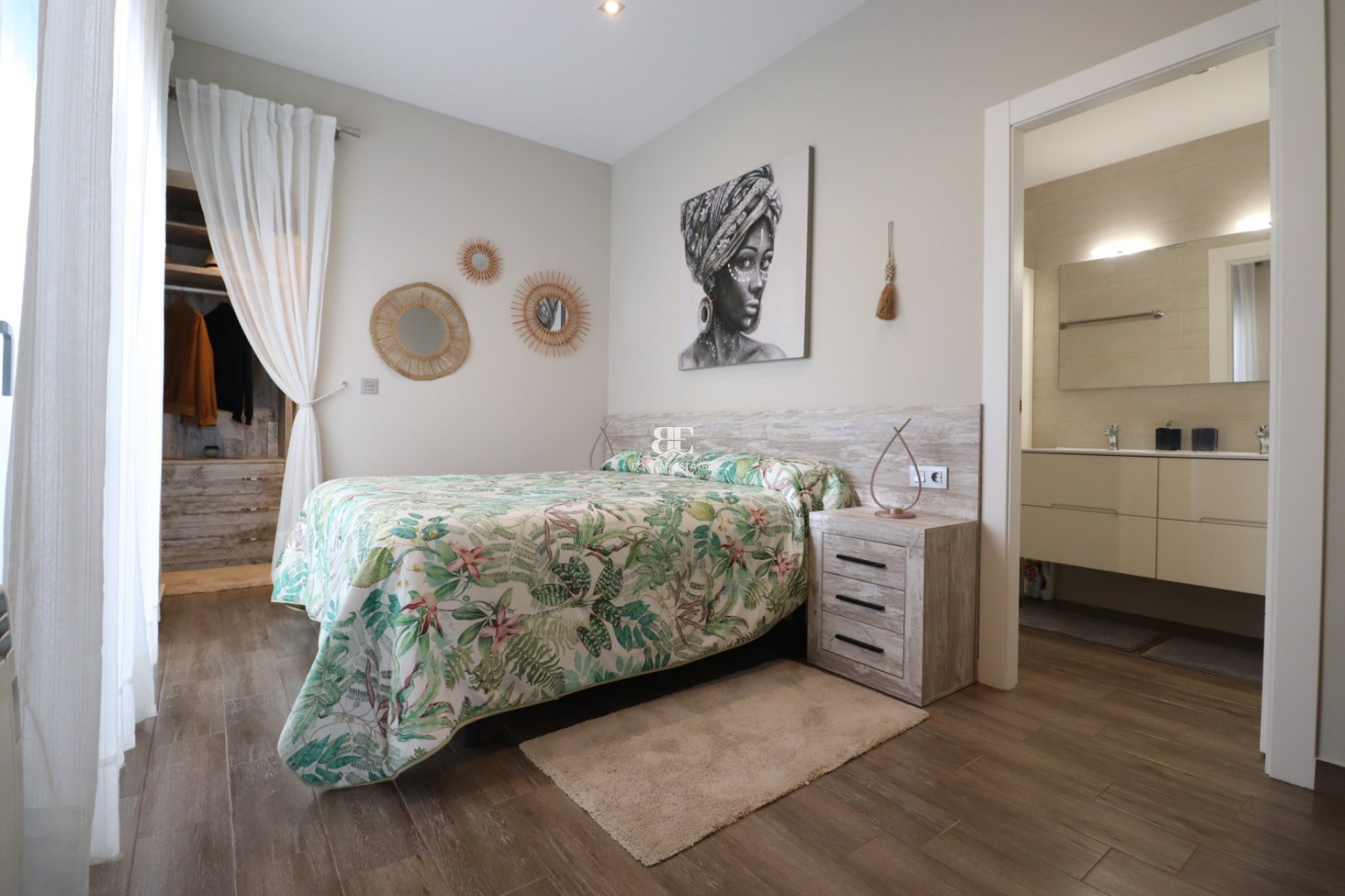 Resale - Villa -
Daya Vieja