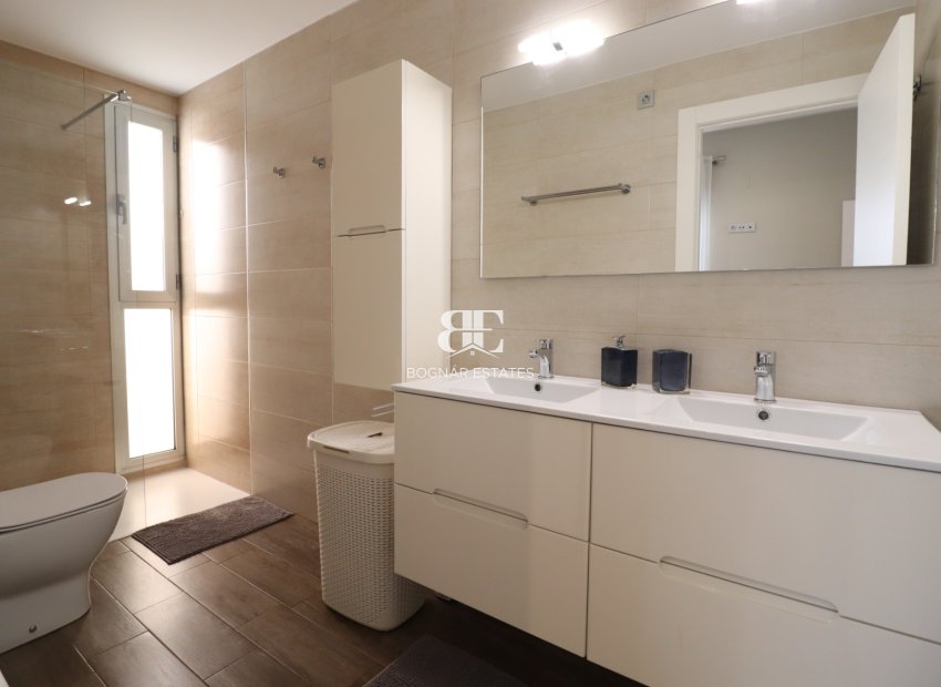 Resale - Villa -
Daya Vieja