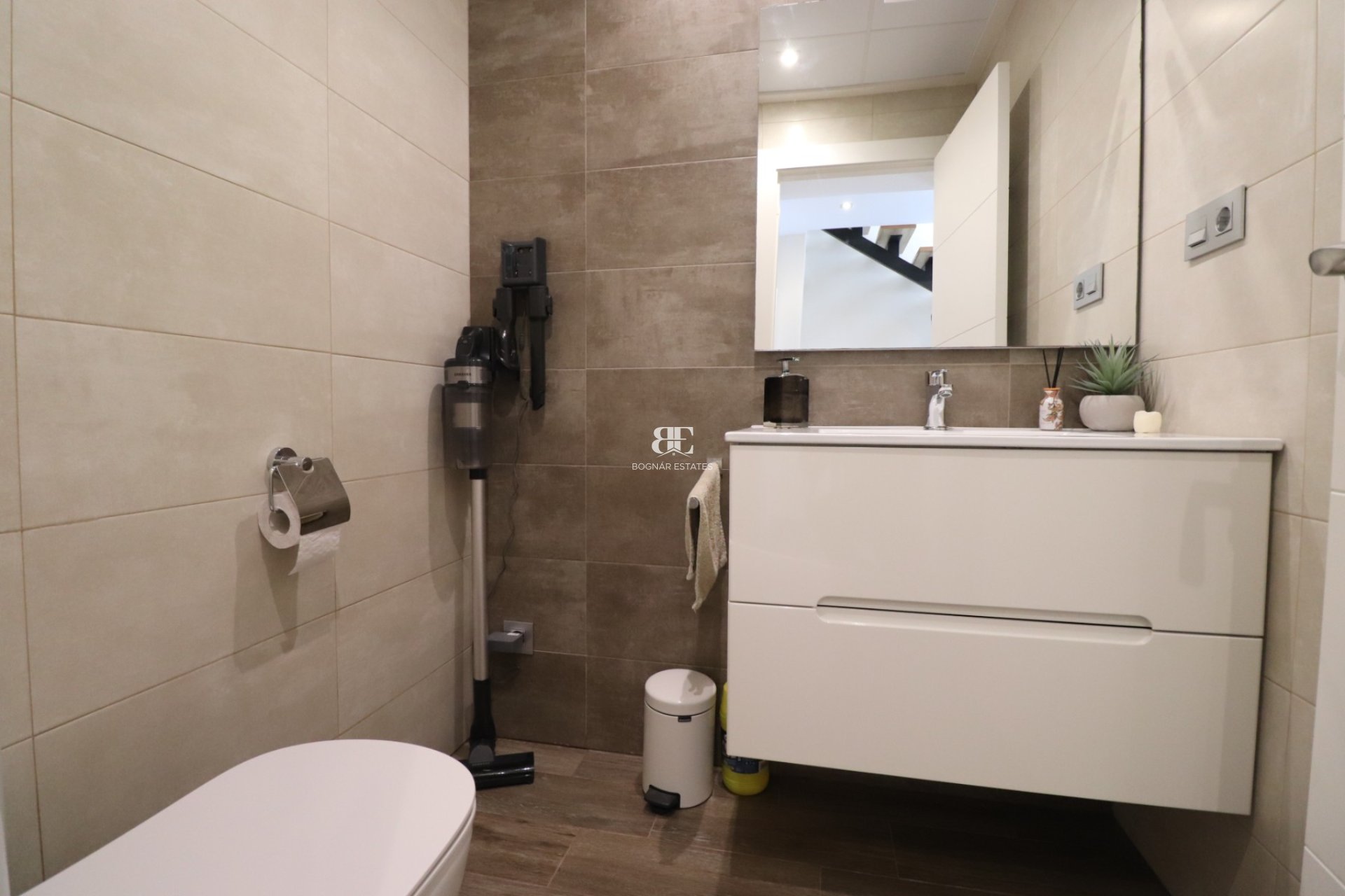 Resale - Villa -
Daya Vieja