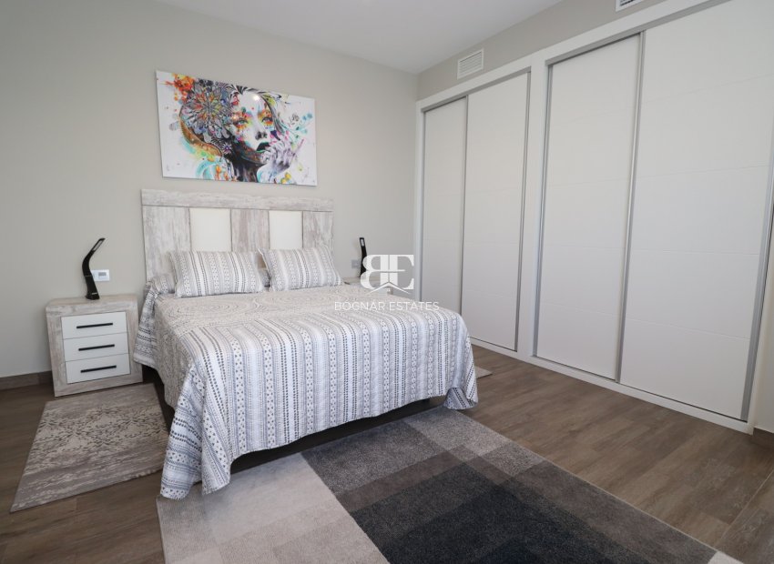 Resale - Villa -
Daya Vieja