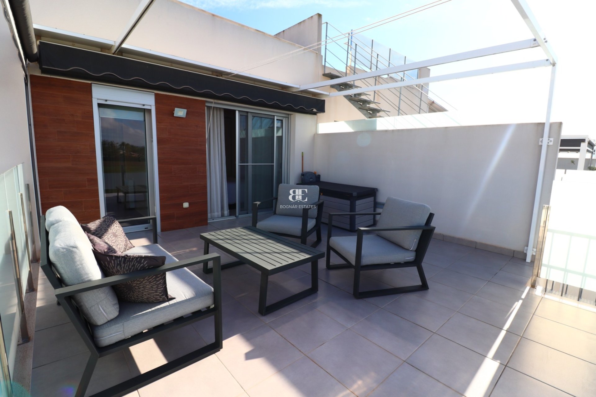 Resale - Villa -
Daya Vieja