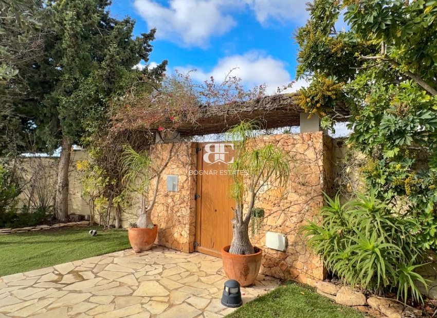 Resale - Villa -
Dehesa de Campoamor - Dehesa de campoamor