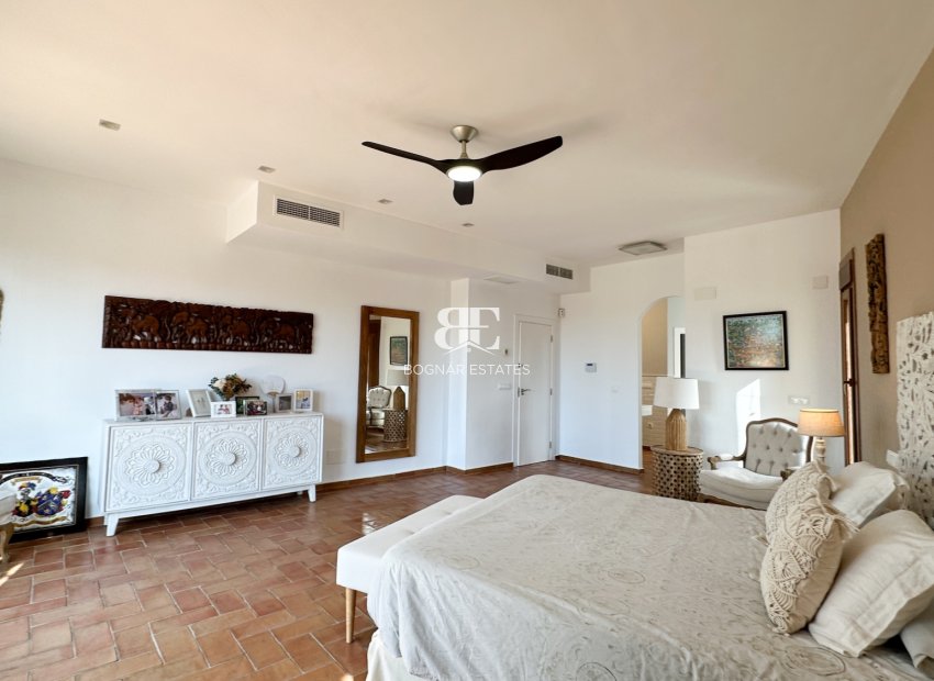 Resale - Villa -
Dehesa de Campoamor - Dehesa de campoamor