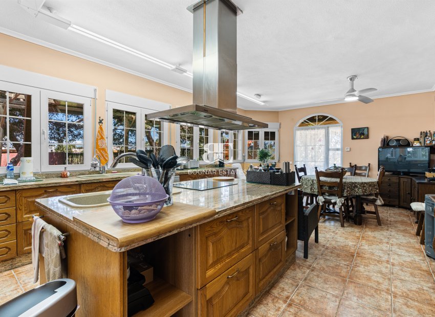 Resale - Villa -
El Altet - San Francisco de Asis