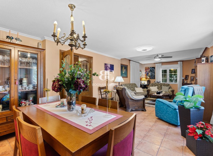 Resale - Villa -
El Altet - San Francisco de Asis