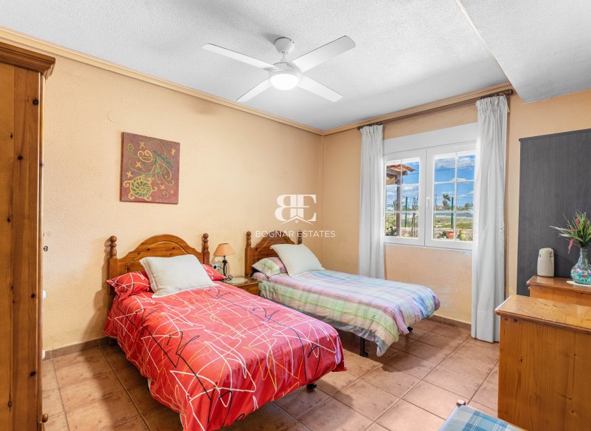 Resale - Villa -
El Altet - San Francisco de Asis