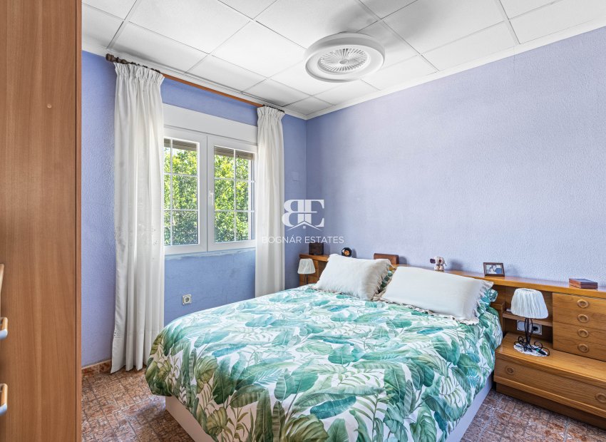 Resale - Villa -
El Altet - San Francisco de Asis