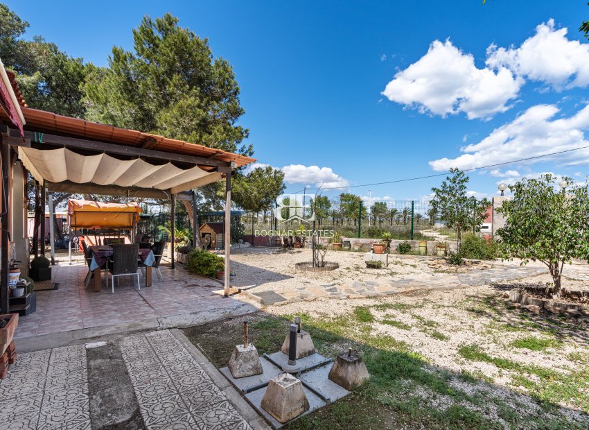 Resale - Villa -
El Altet - San Francisco de Asis