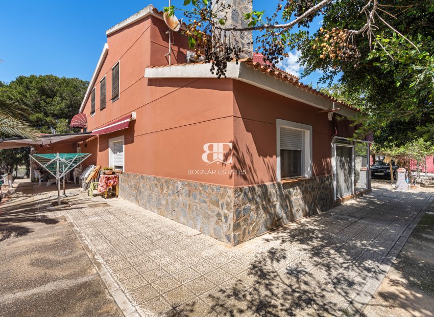 Resale - Villa -
El Altet - San Francisco de Asis